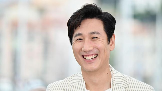 Breaking News !! Lee Sun Kyun Mundur dari Drama “No Way Out”